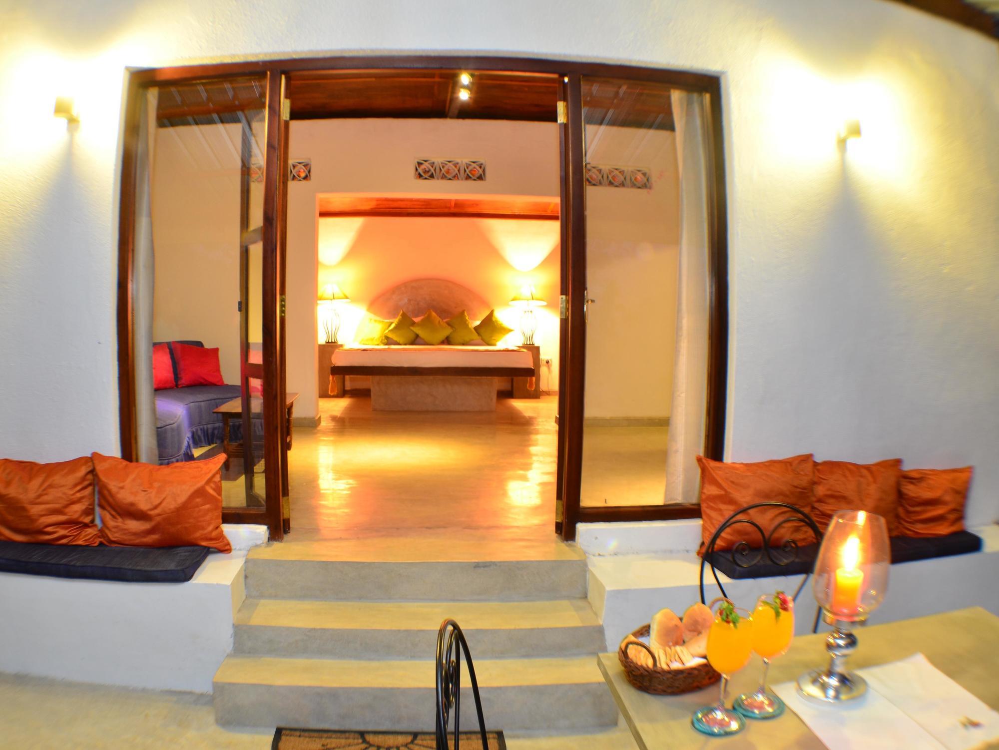 Villa Shenandoah Канди Екстериор снимка