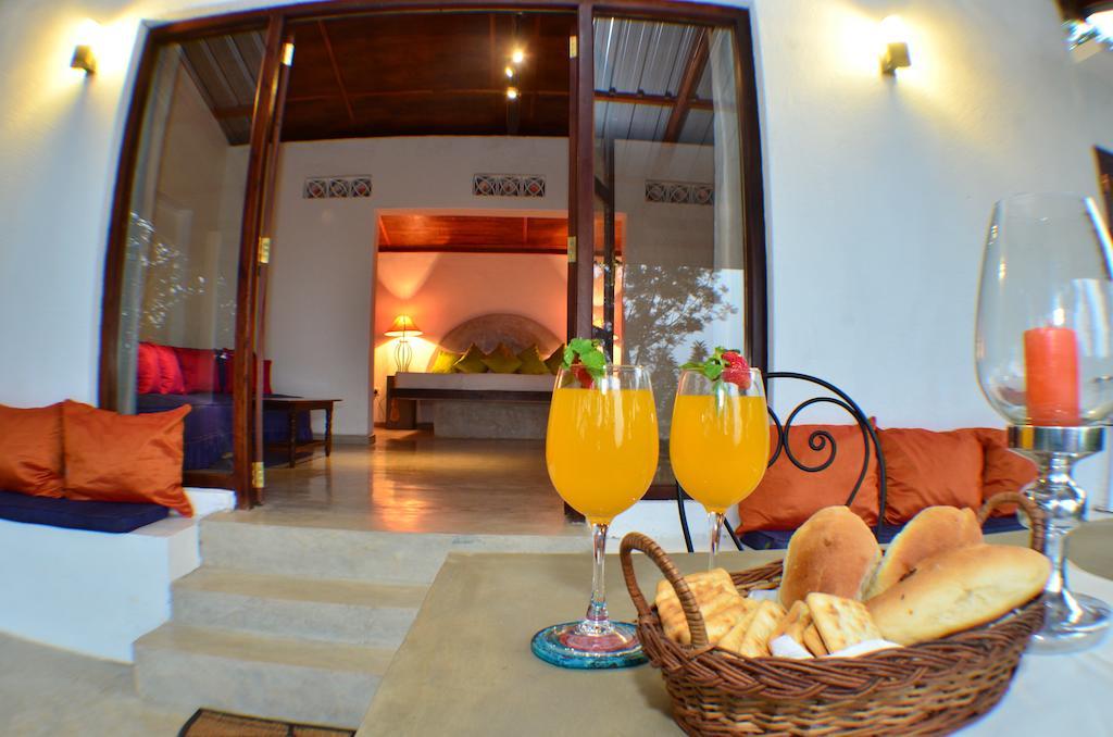Villa Shenandoah Канди Екстериор снимка