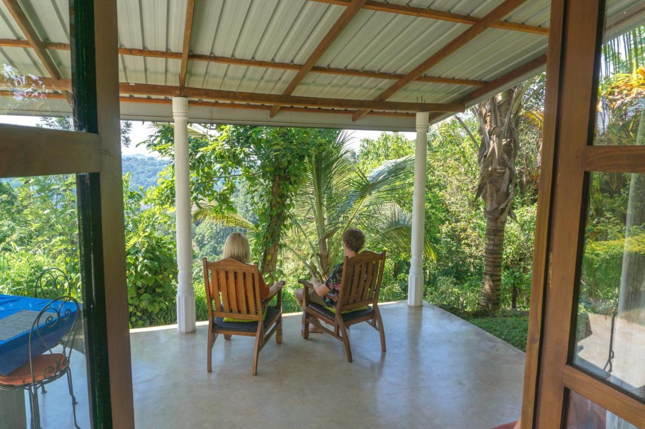 Villa Shenandoah Канди Екстериор снимка