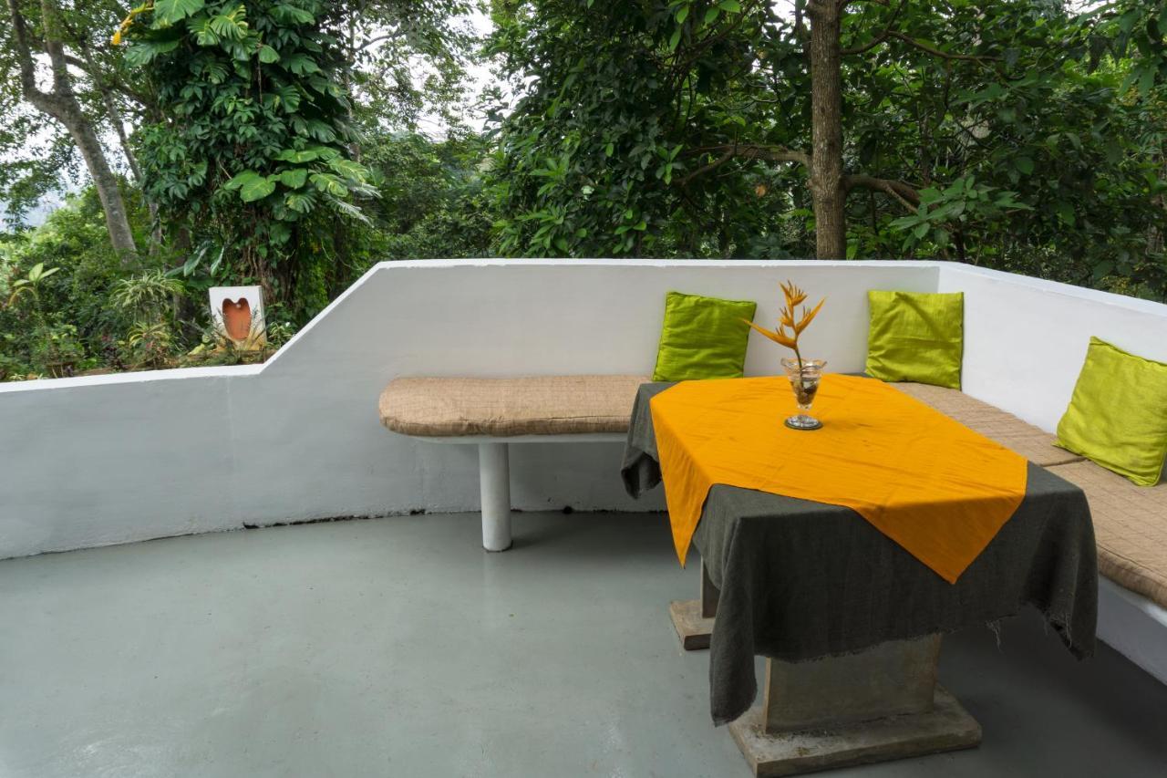 Villa Shenandoah Канди Екстериор снимка