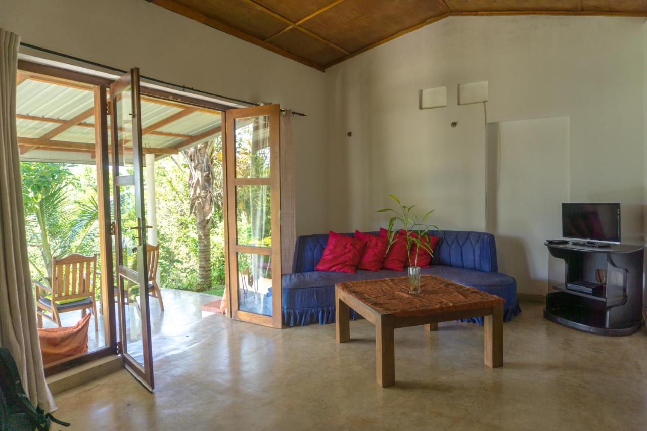 Villa Shenandoah Канди Екстериор снимка
